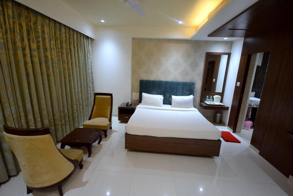 Hotel City Heart Shirdi Dış mekan fotoğraf